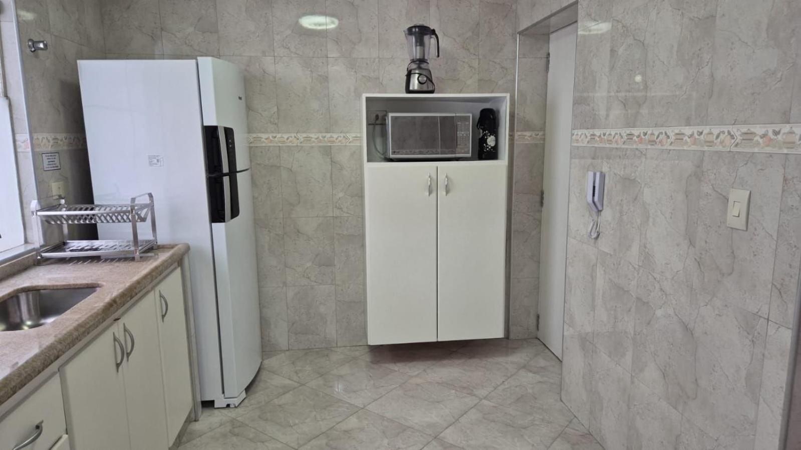 Condominio Baia Blanca Гуаружа Экстерьер фото